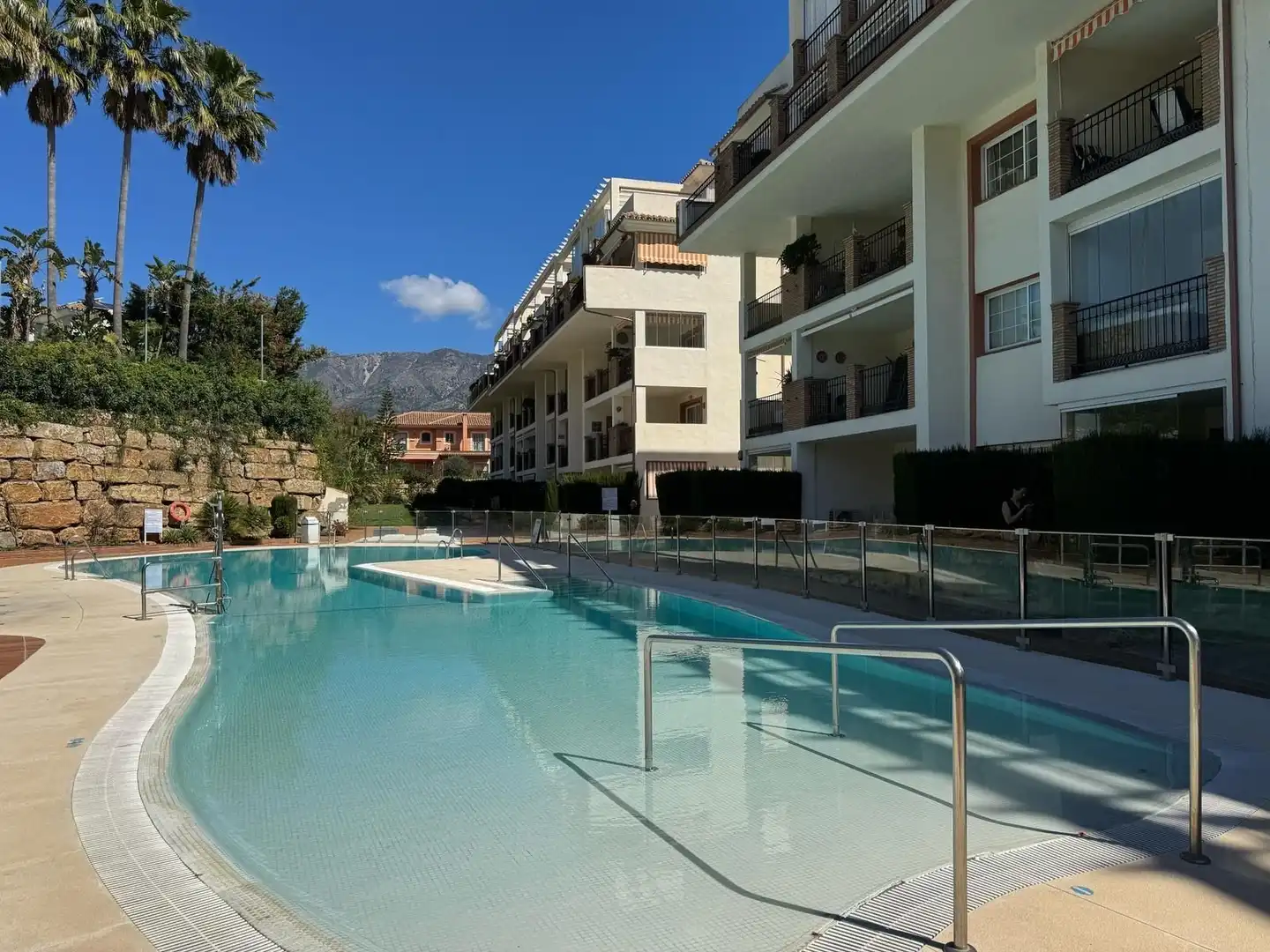Piscina de Apartamento en venta en Mijas con Aire acondicionado, Calefacción y Jardín privado