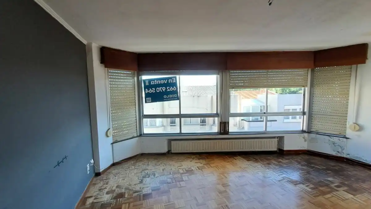 Wohnzimmer von Wohnung zum Verkauf in Sada (A Coruña)