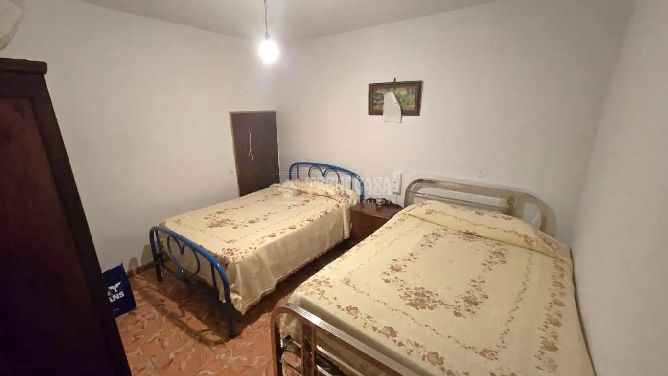 Bedroom of Country homes for sale in La Nava de Ricomalillo  with Air Conditioner and Private garden