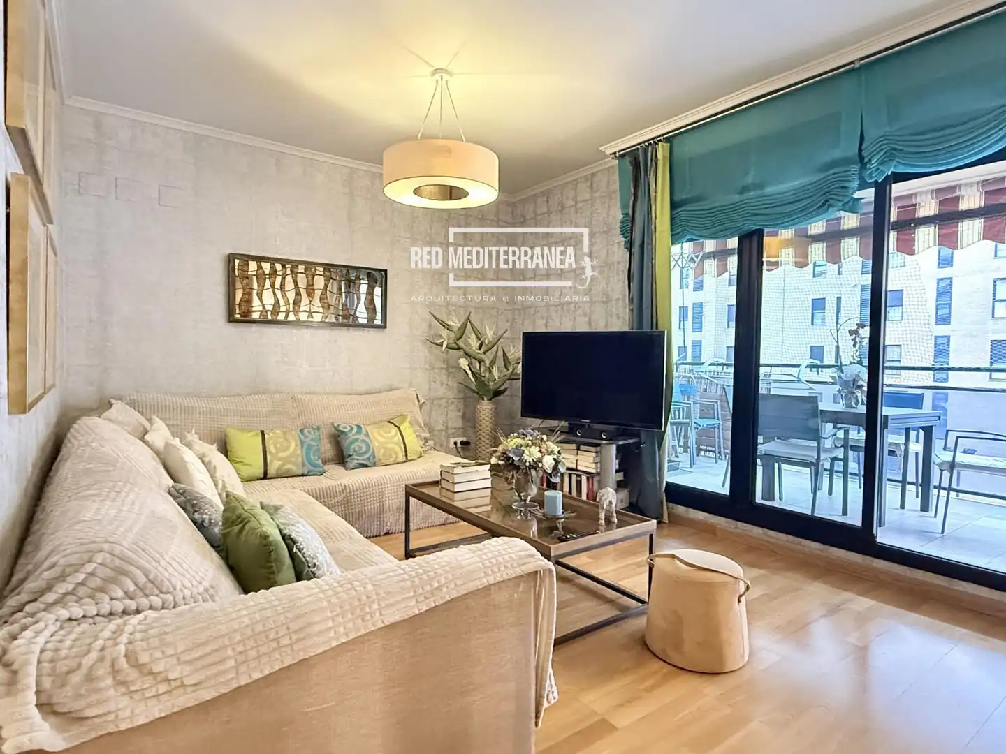 Living room of Flat for sale in Gandia  with Air Conditioner, Heating and Parquet flooring