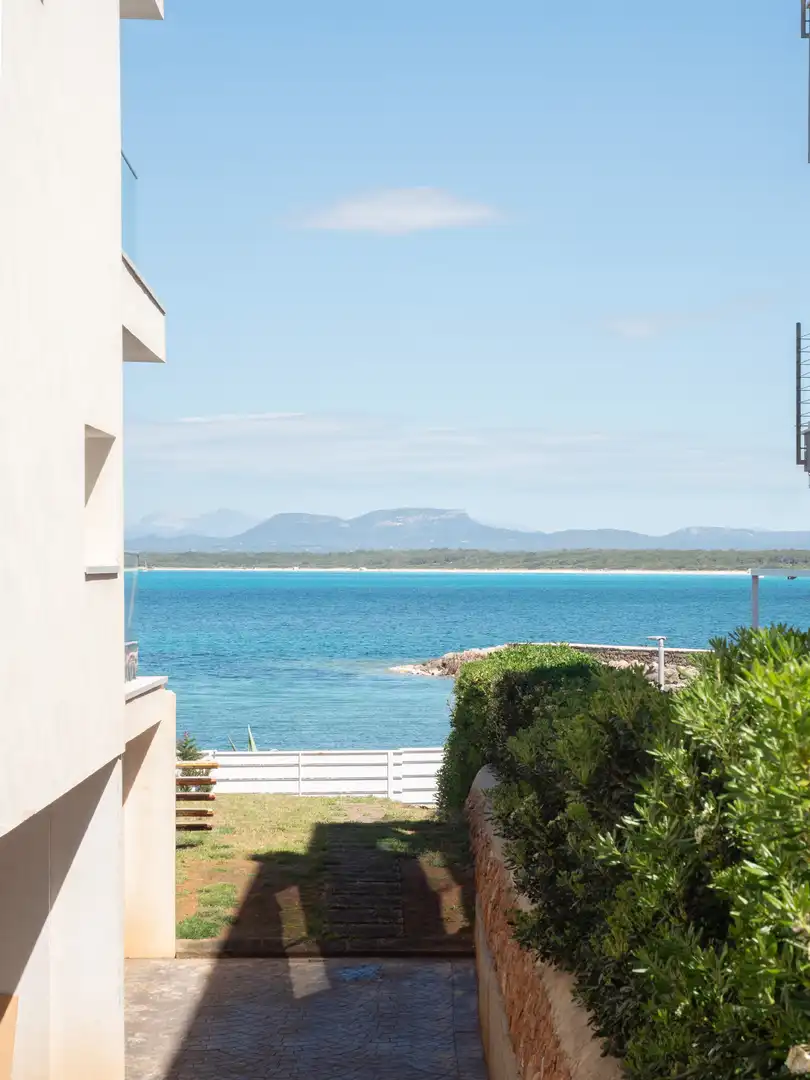 Dúplex en venta en Ses Salines con Aire acondicionado, Jardín privado y Terraza