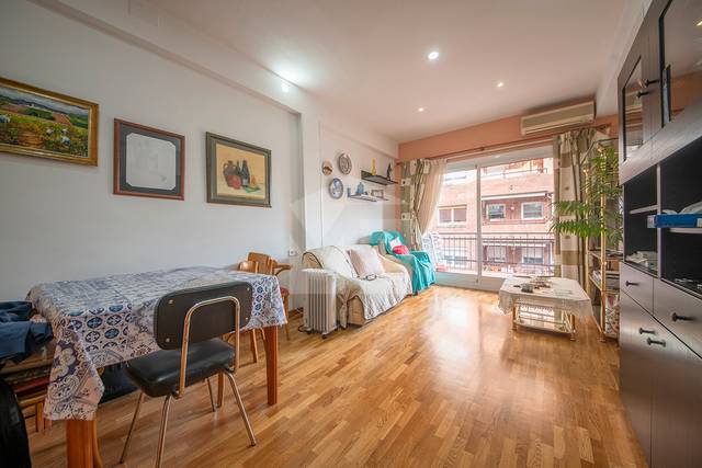 Piso en Venta en El Camp d'en Grassot i Gràcia Nova