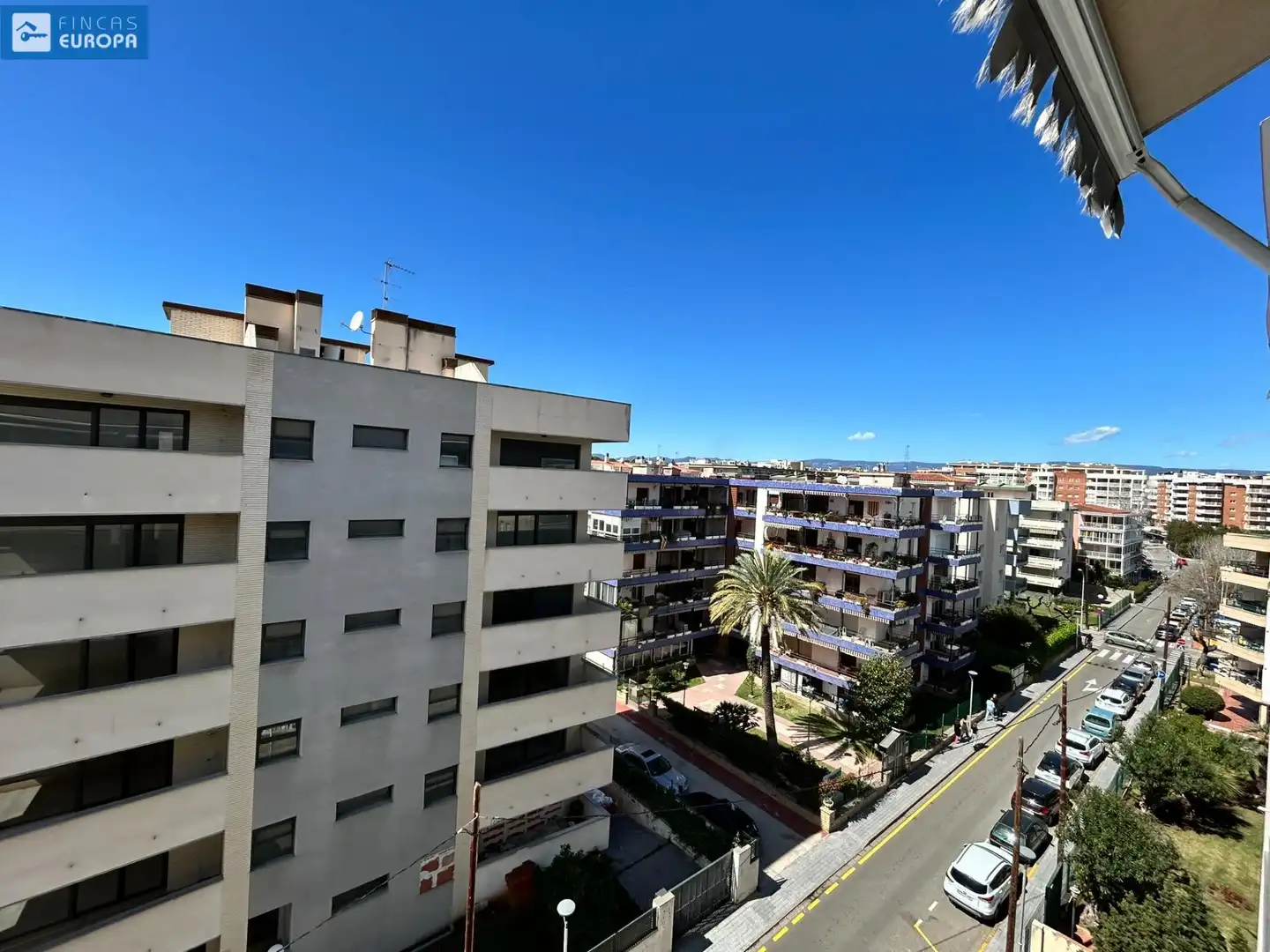 Außenansicht von Dachboden zum Verkauf in Salou mit Klimaanlage, Privatgarten und Terrasse