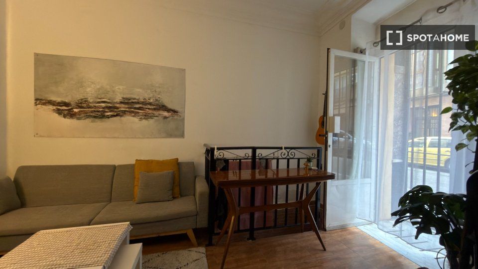 Sala d'estar de Pis de lloguer en  Madrid Capital amb Aire condicionat, Calefacció i Moblat