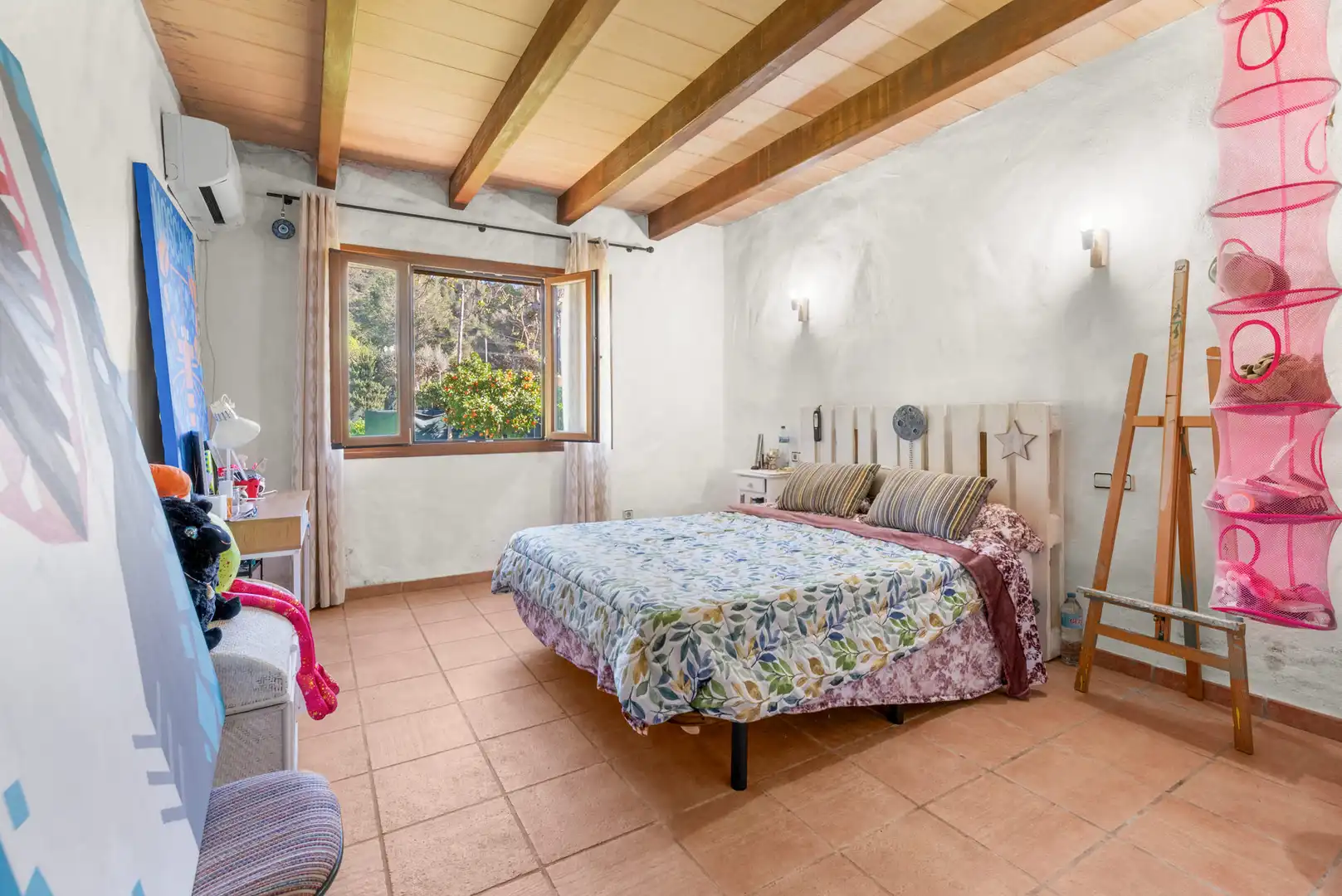 Schlafzimmer von Country house zum Verkauf in Calvià mit Klimaanlage, Heizung und Terrasse