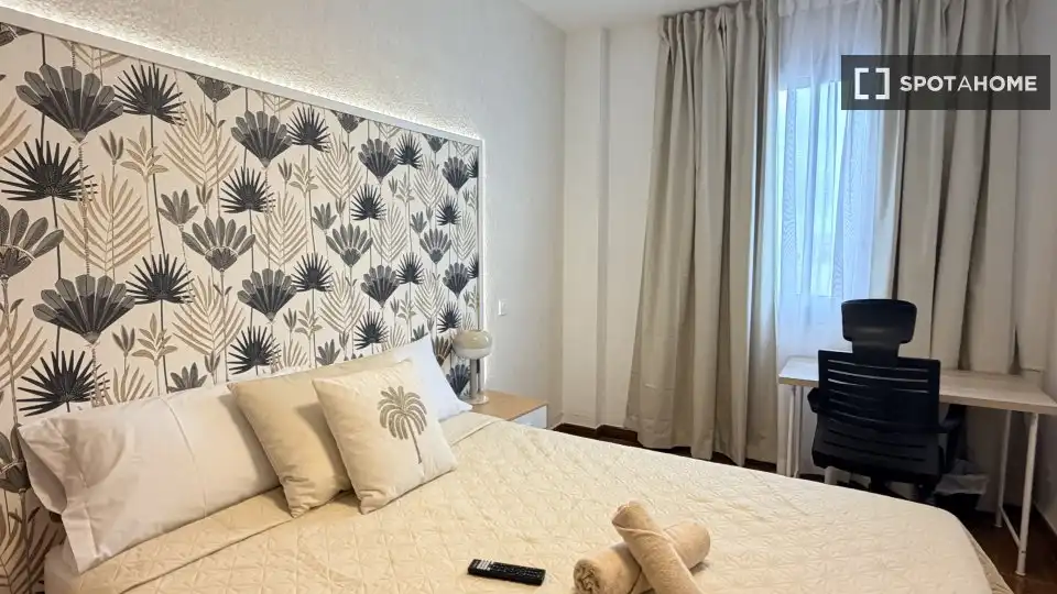 Habitación de Piso para compartir en Las Palmas de Gran Canaria con Aire acondicionado, Terraza y Amueblado
