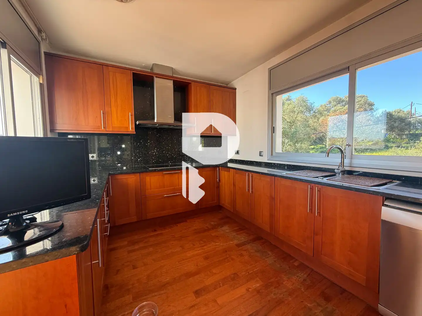 Kitchen of Houses for sale in Castelldefels  with Air Conditioner, Heating and Terrace