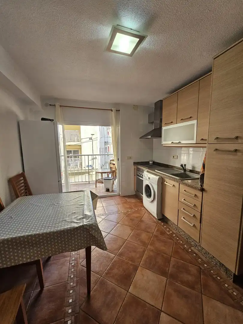 Küche von Wohnung zum Verkauf in Valencia mit Klimaanlage und Balkon