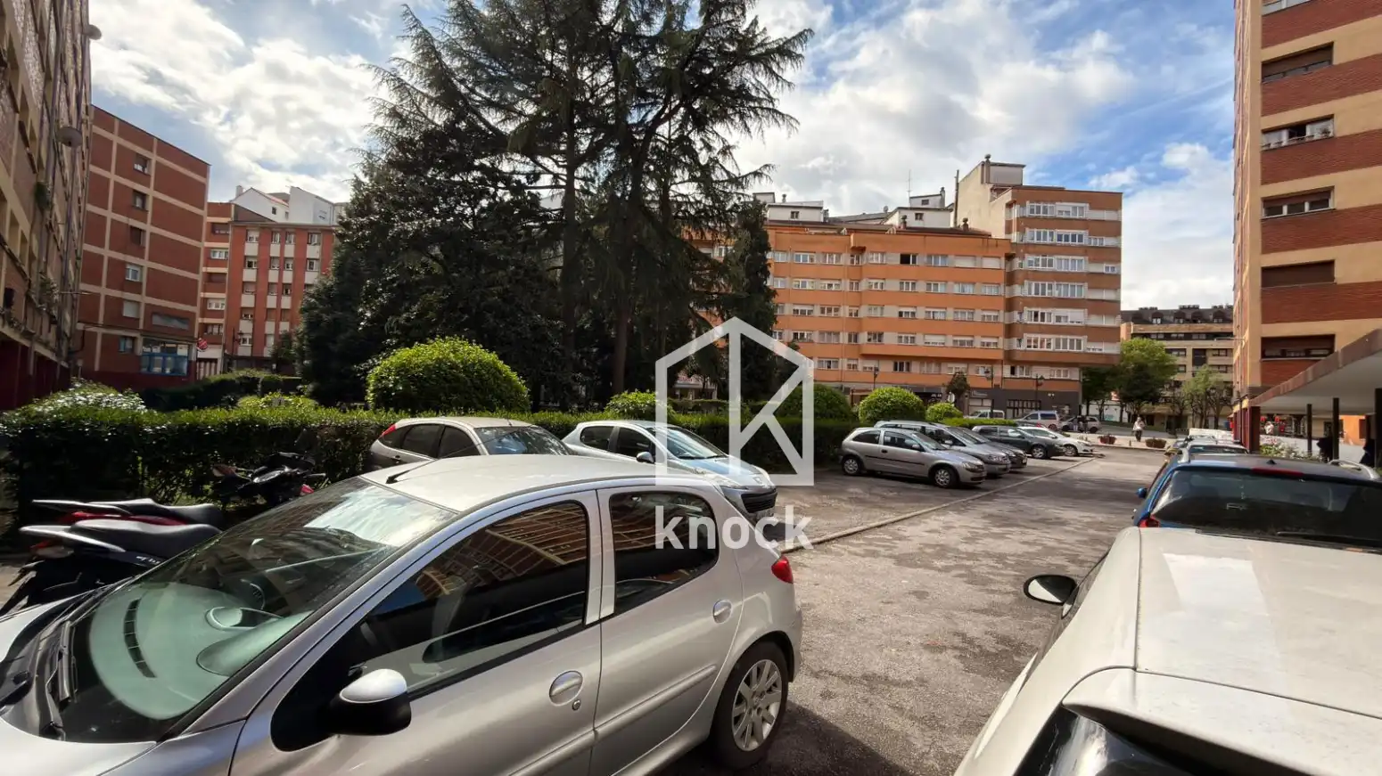 Pis en venda a Oviedo - CL VAZQUEZ DE MELLA, Vallobín