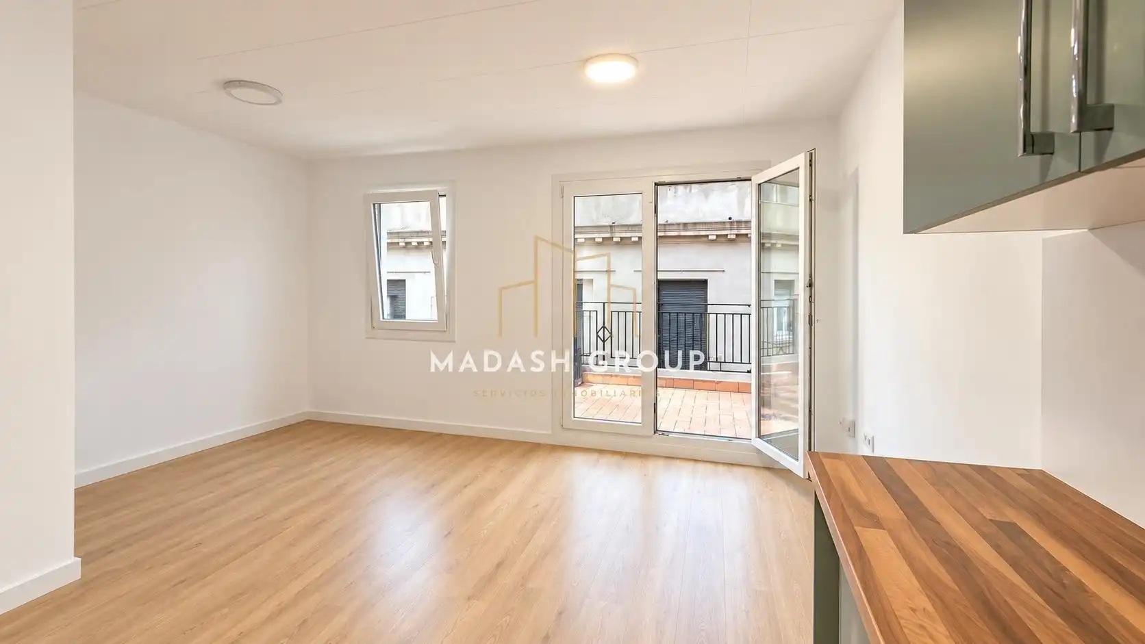 Wohnzimmer von Wohnung zum Verkauf in Reus mit Parkett und Terrasse
