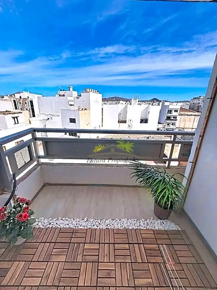 Terraza de Piso en venta en Arrecife con Terraza y Amueblado