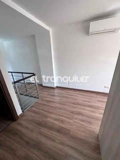 Bedroom of Flat for rent in Colmenar Viejo  with Air Conditioner, Terrace and Swimming Pool