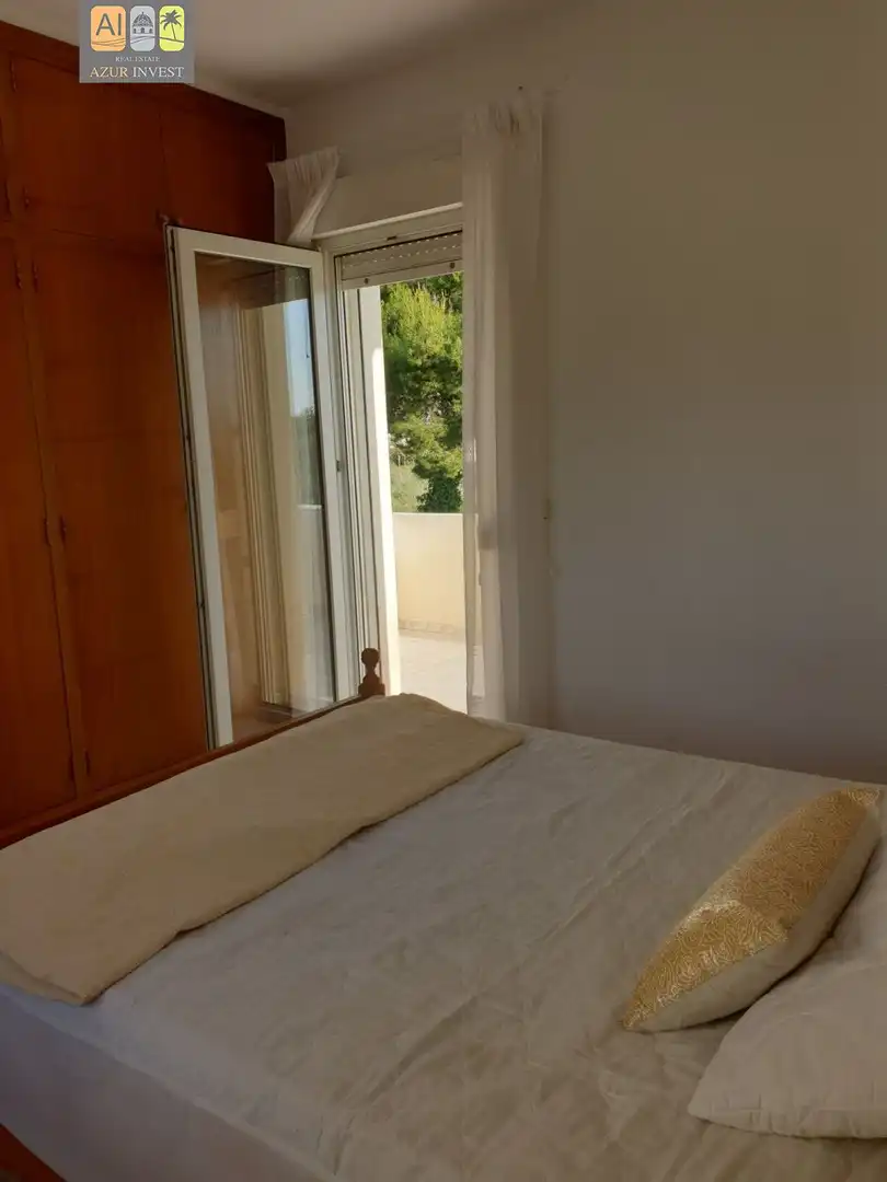 Habitación de Casa o chalet de alquiler en L'Alfàs del Pi con Aire acondicionado, Calefacción y Jardín privado