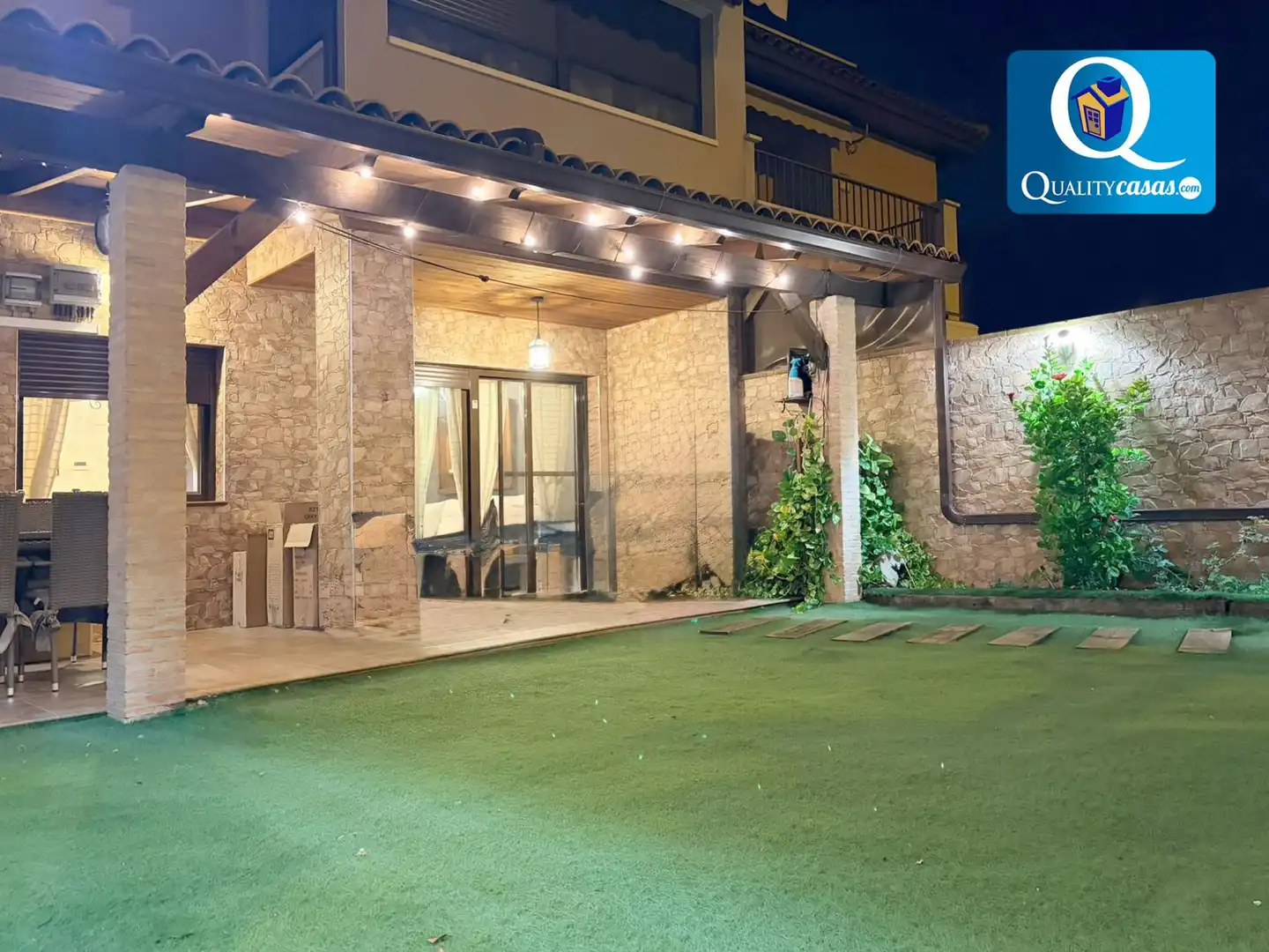 Terrace of Houses for sale in Almajada - Ravel  