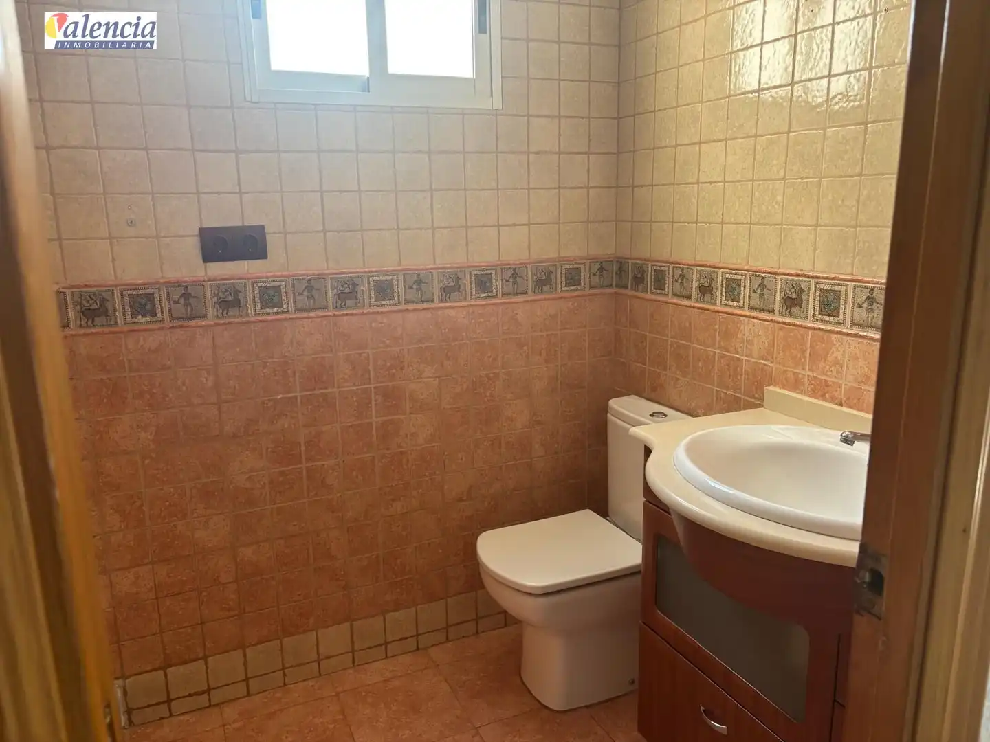 Bathroom of Flat for sale in Paterna