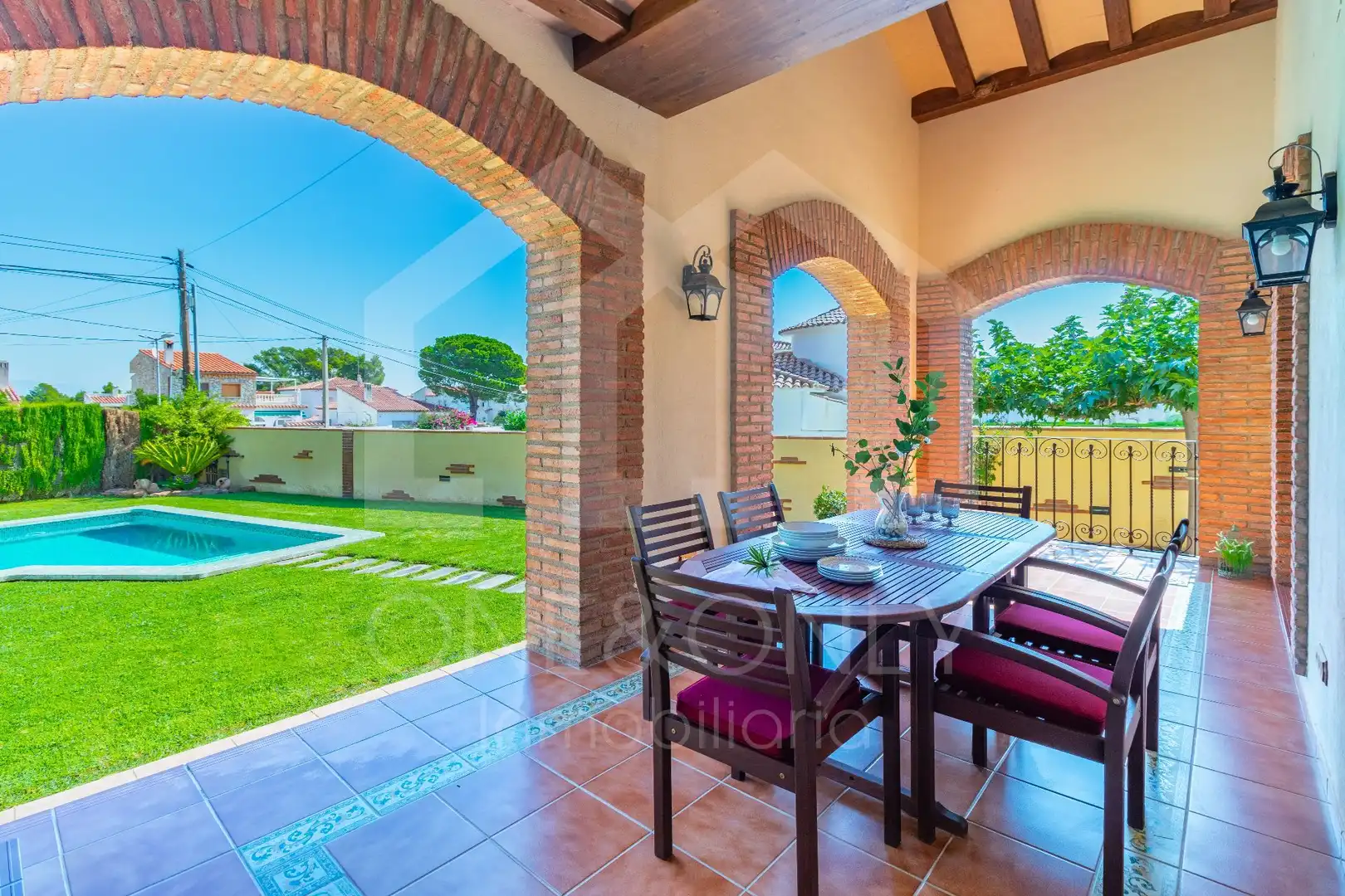 Jardí de Casa o xalet en venda en Mont-roig del Camp amb Aire condicionat, Calefacció i Jardí privat