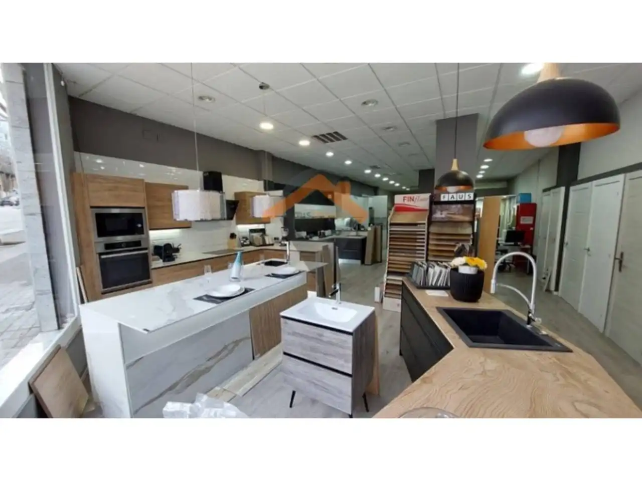 Local comercial en traspaso en Calle Miguel Ángel, imagen 4