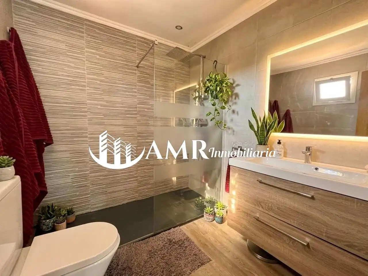 Baño de Casa adosada en venta en Seseña con Aire acondicionado, Calefacción y Jardín privado