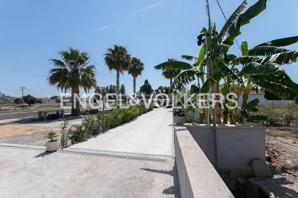 Casa o chalet en venta en Valencia con Aire acondicionado, Calefacción y Jardín privado