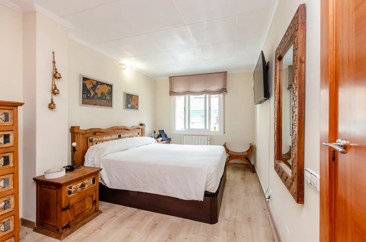 Habitación de Piso en venta en El Prat de Llobregat con Balcón