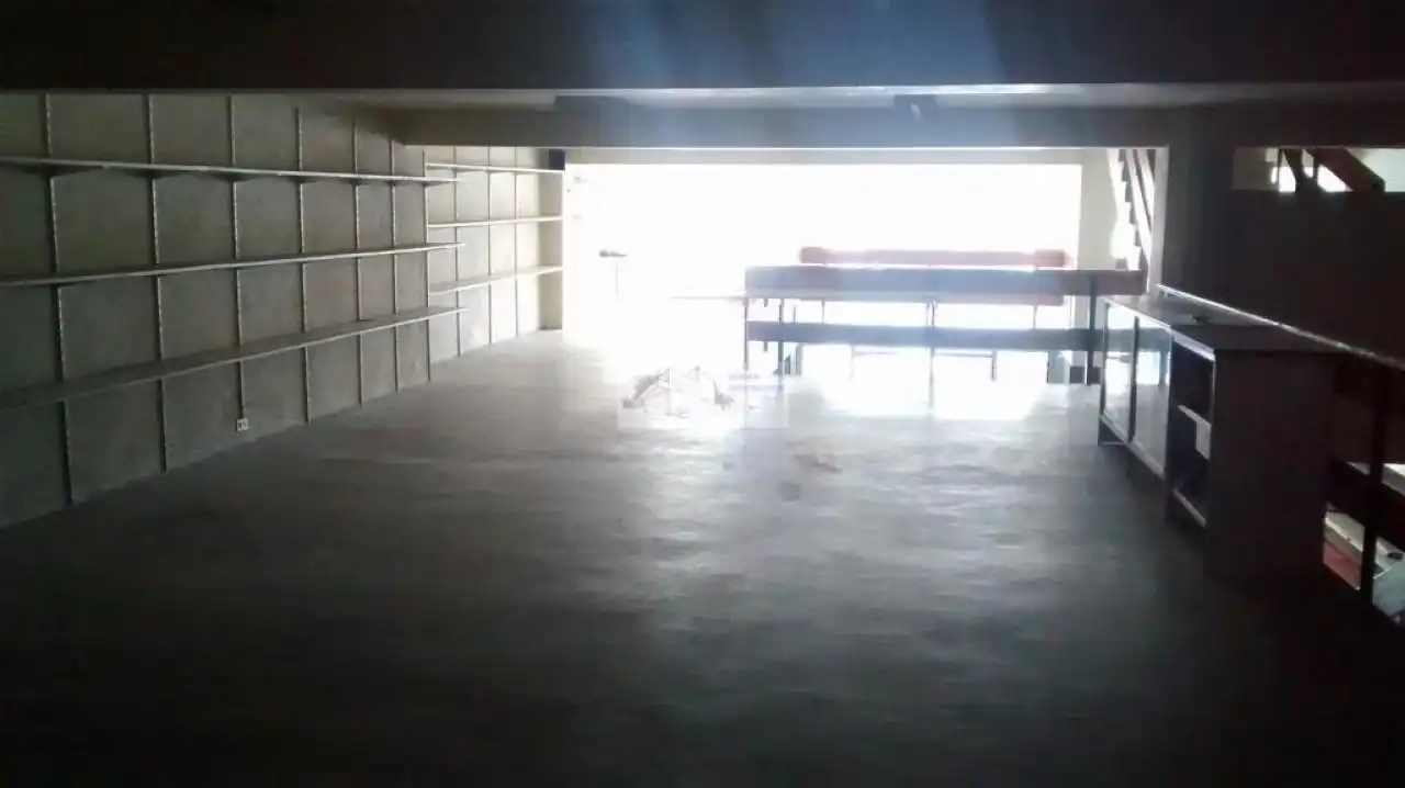 Local comercial de lloguer a Calle Coruña, imagen 4