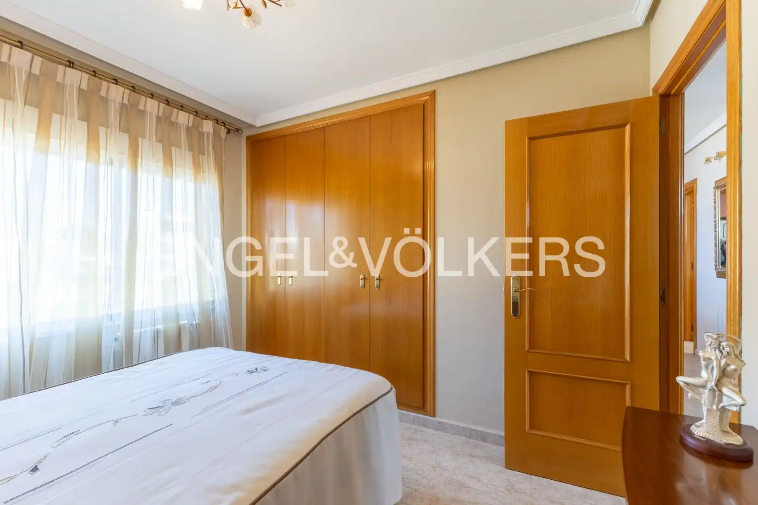 Bedroom of Houses for sale in L'Eliana  with Air Conditioner, Heating and Private garden