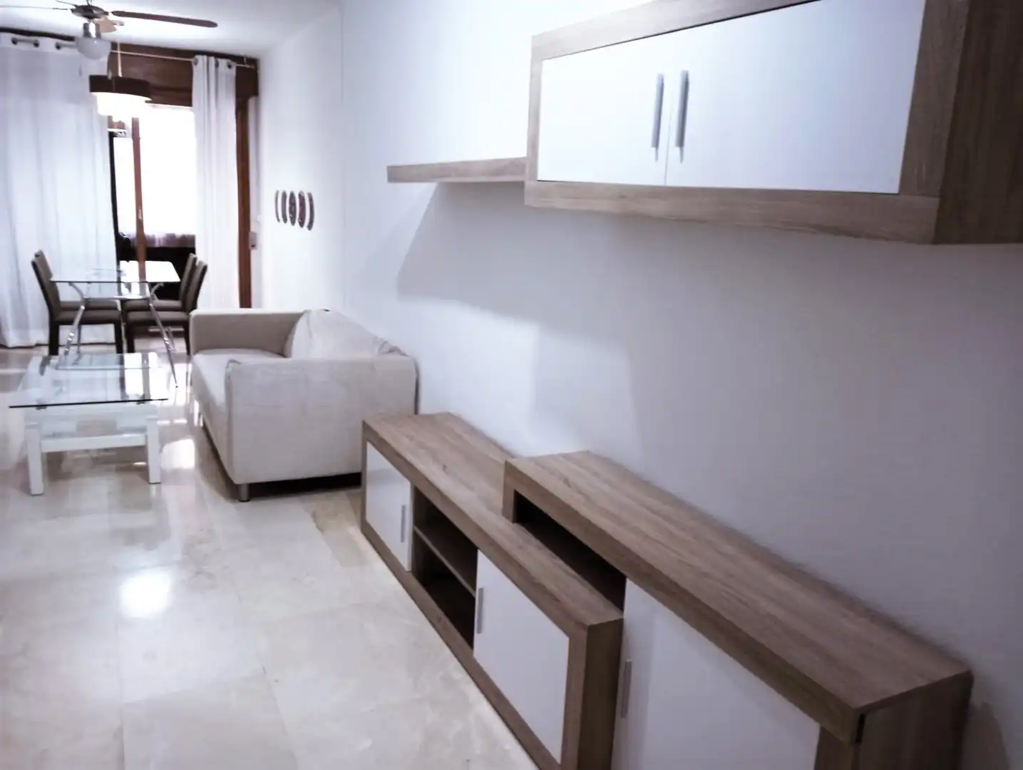 Sala de estar de Apartamento en venta en Granada con Aire acondicionado, Calefacción y Amueblado