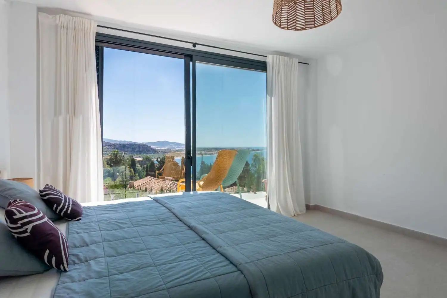 Bedroom of Houses for sale in Salobreña  with Terrace and Swimming Pool