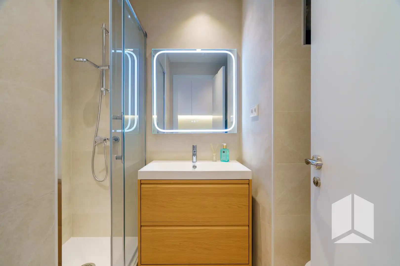 Bathroom of Lofts for sale in Castelldefels  with Air Conditioner and Balcony