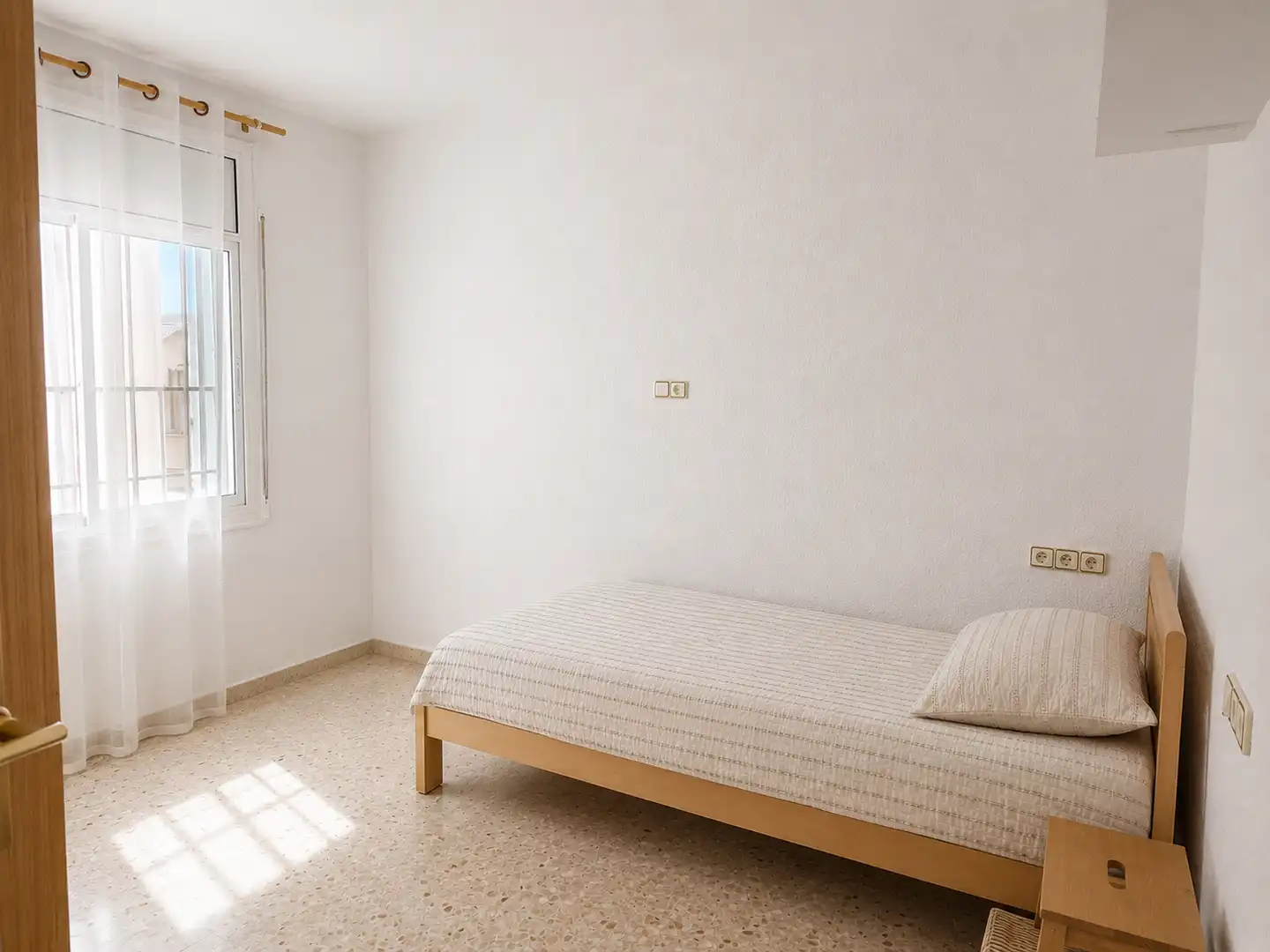 Habitación de Piso en venta en Sant Pere de Ribes con Aire acondicionado, Terraza y Trastero