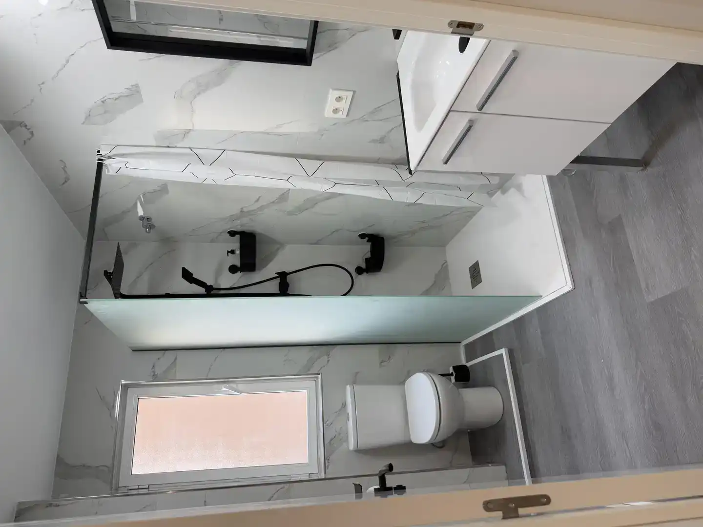Badezimmer von Wohnung zur Miete in  Murcia Capital mit Klimaanlage und Balkon