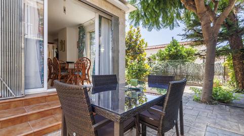 Foto 2 de Casa adosada en venda a Pins, 15, Regueral - Prat d'en Forés, Tarragona