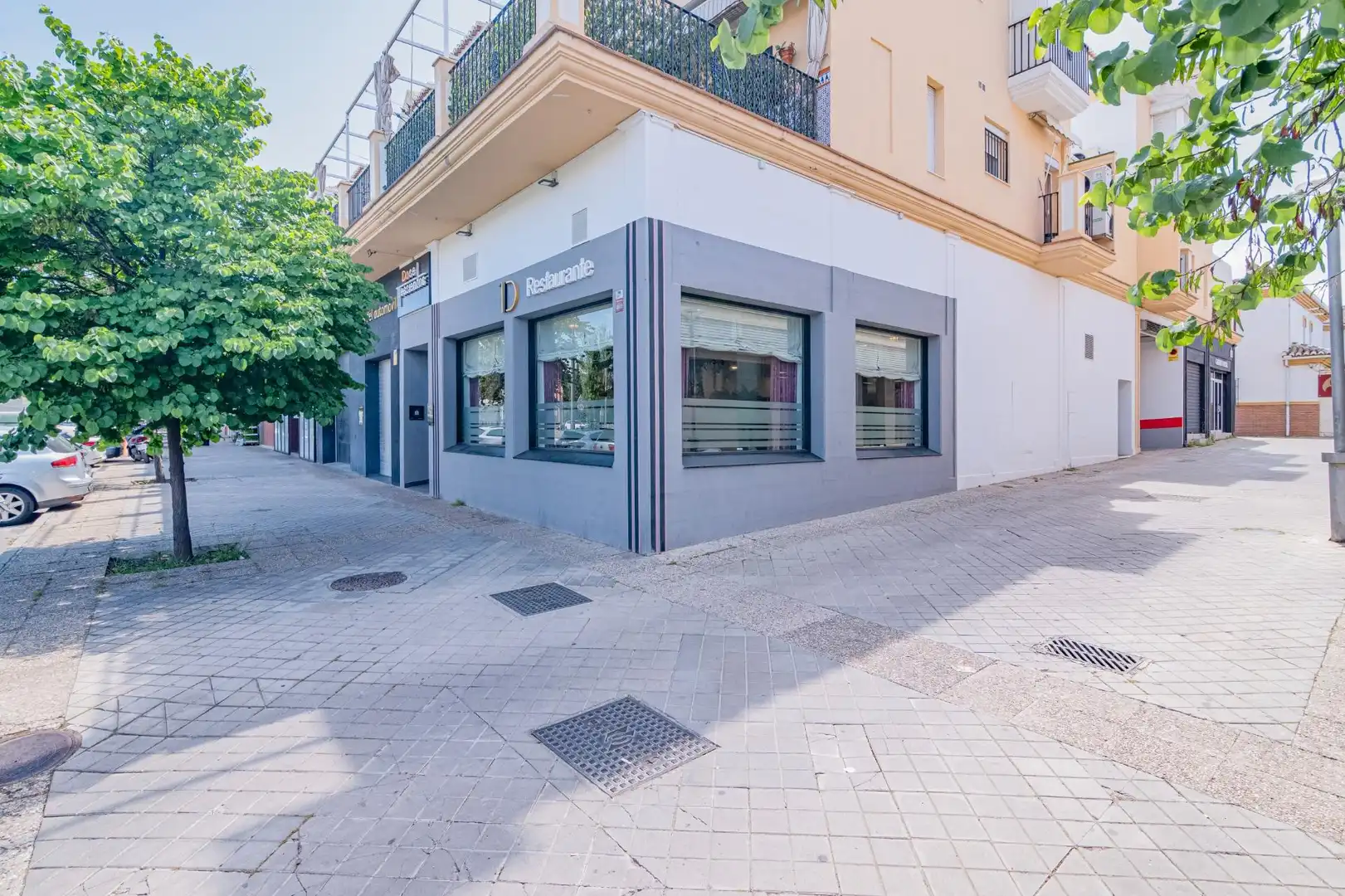 Außenansicht von Geschaftsraum zur Miete in Granada mit Klimaanlage und Möbliert