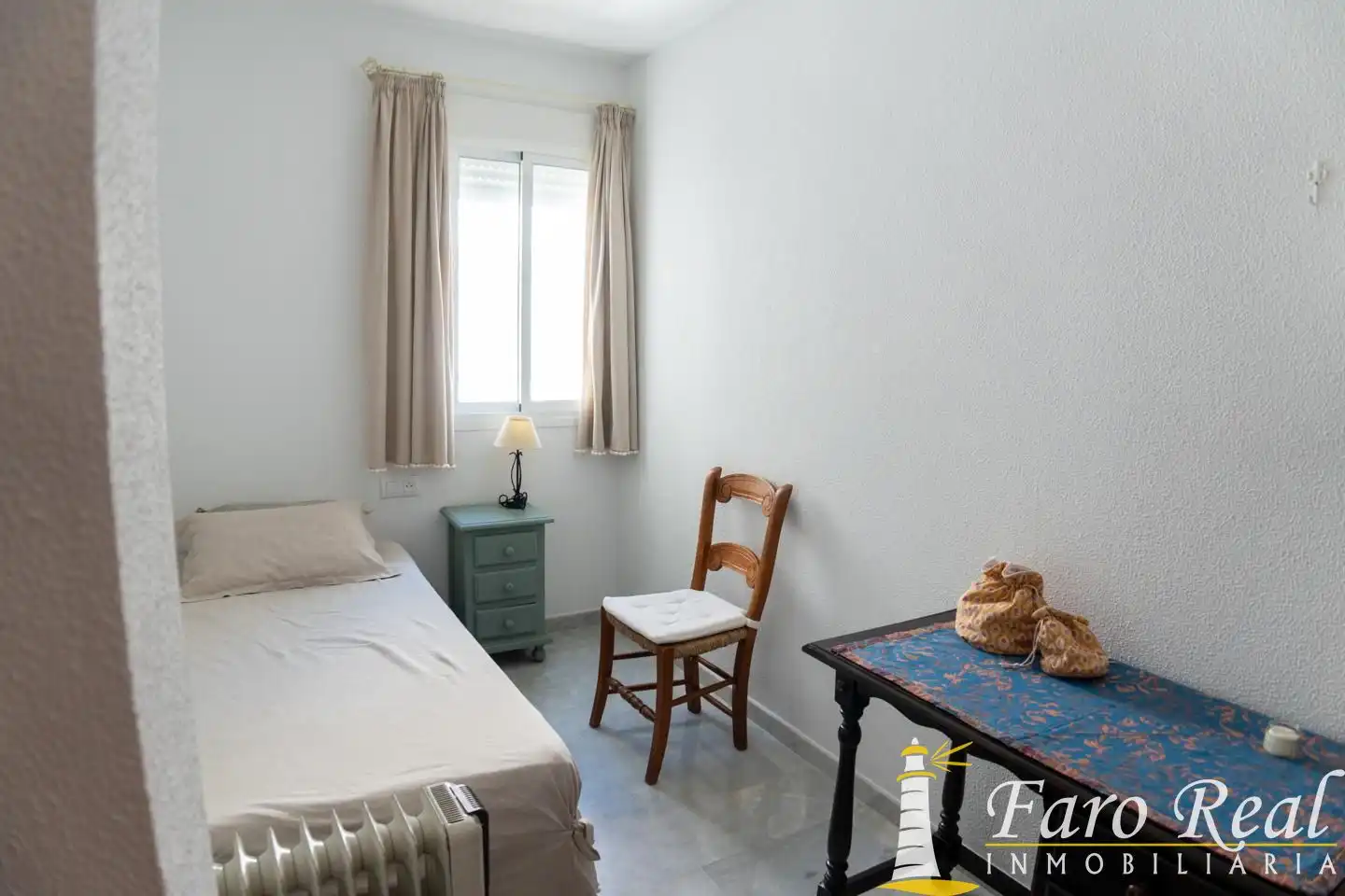 Bedroom of Flat for sale in Sanlúcar de Barrameda  with Air Conditioner
