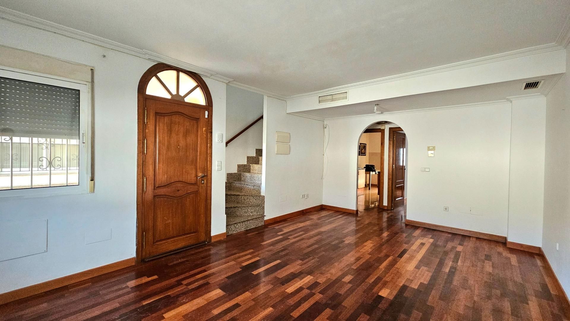 House or chalet for sale in Cartagena  with Air Conditioner, Balcony and Alarm