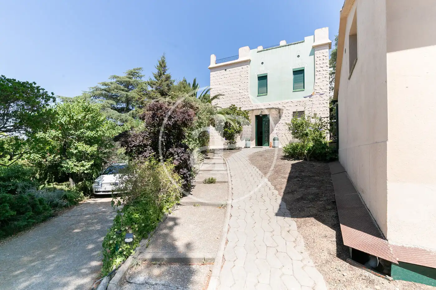Vista exterior de Casa o chalet en venta en Barcelona con Calefacción, Jardín privado y Terraza