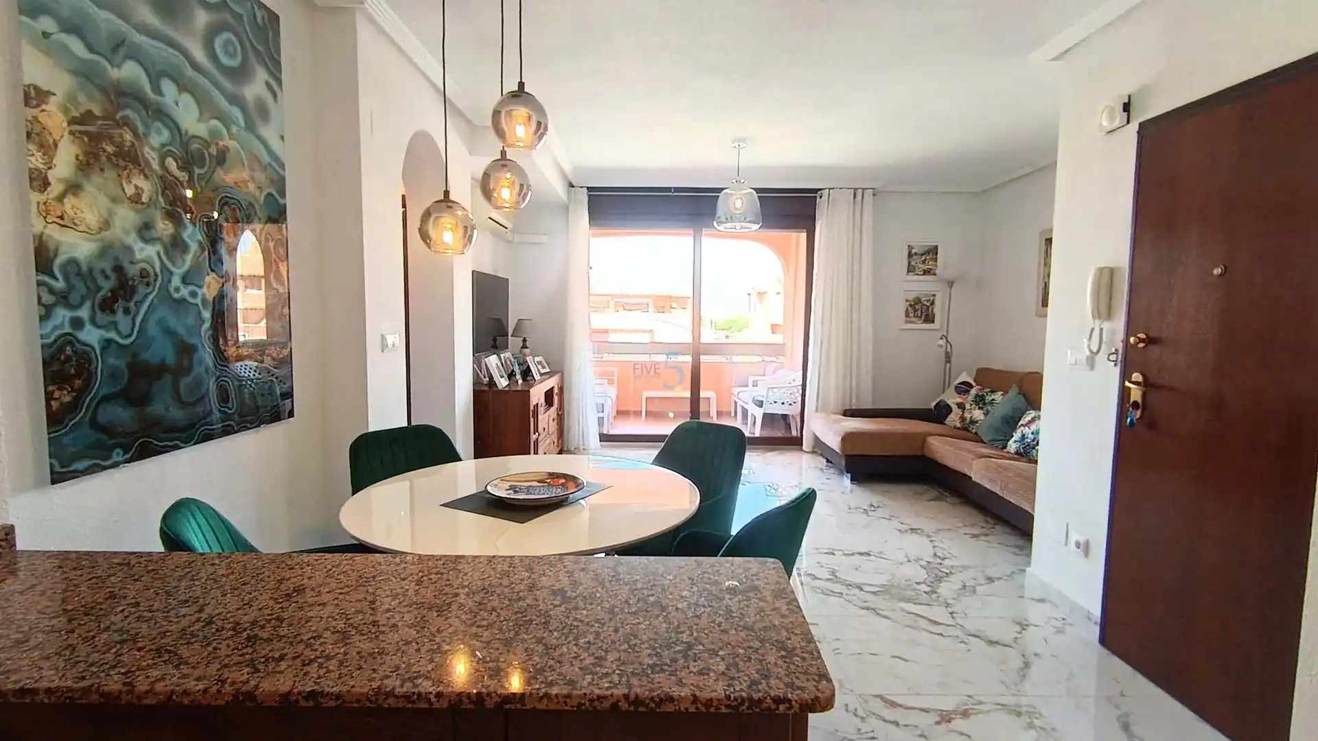 Sala de estar de Piso en venta en Torrevieja con Aire acondicionado, Calefacción y Trastero