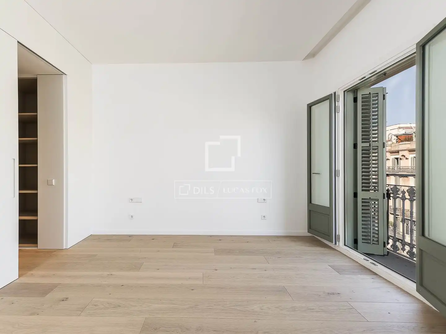 Ático en venta en Barcelona con Aire acondicionado, Calefacción y Terraza