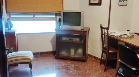 Foto 2 de Piso en venta en Hospital, Jaén Capital