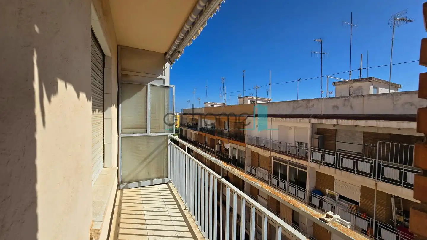 Flat with terrace for sale in calle de Ramón y Cajal, imagen 18