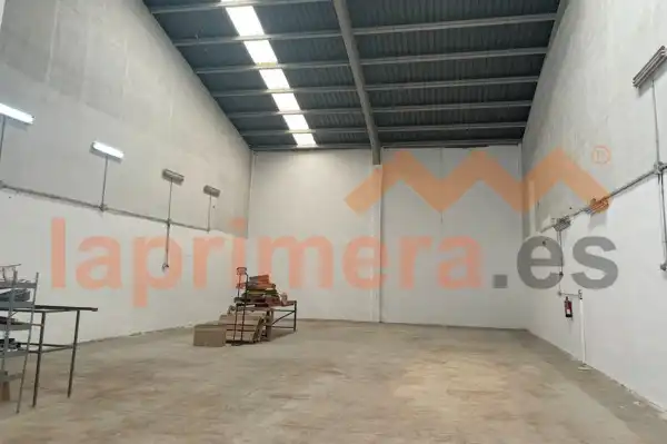 Nave industrial de alquiler en Aldaia
