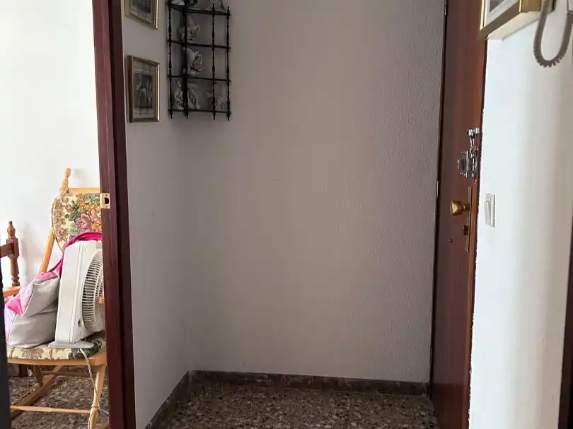 Piso en venta en Carrer Empar Nadal 6, imagen 2