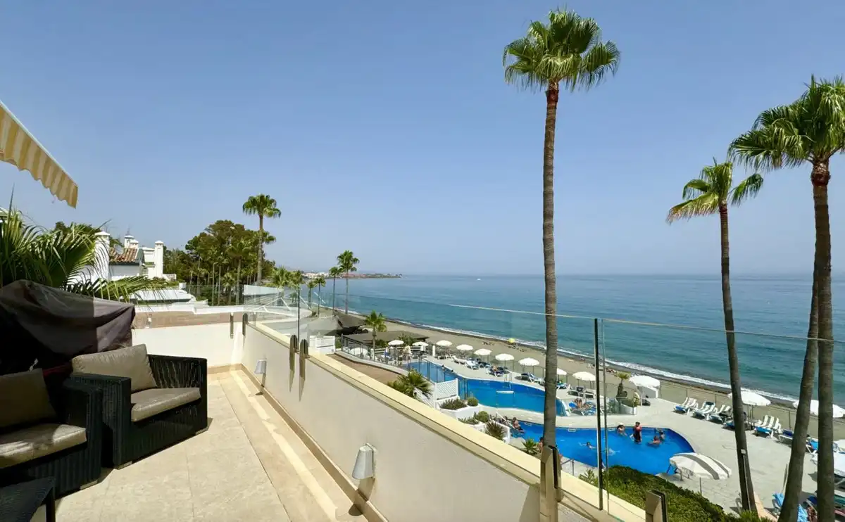 Ático con ascensor en venta en Estepona Pueblo, imagen 2
