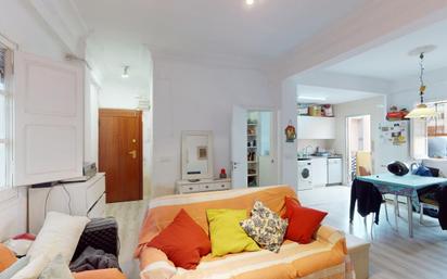 Living room of Flat for sale in  Valencia Capital  with Heating and Balcony