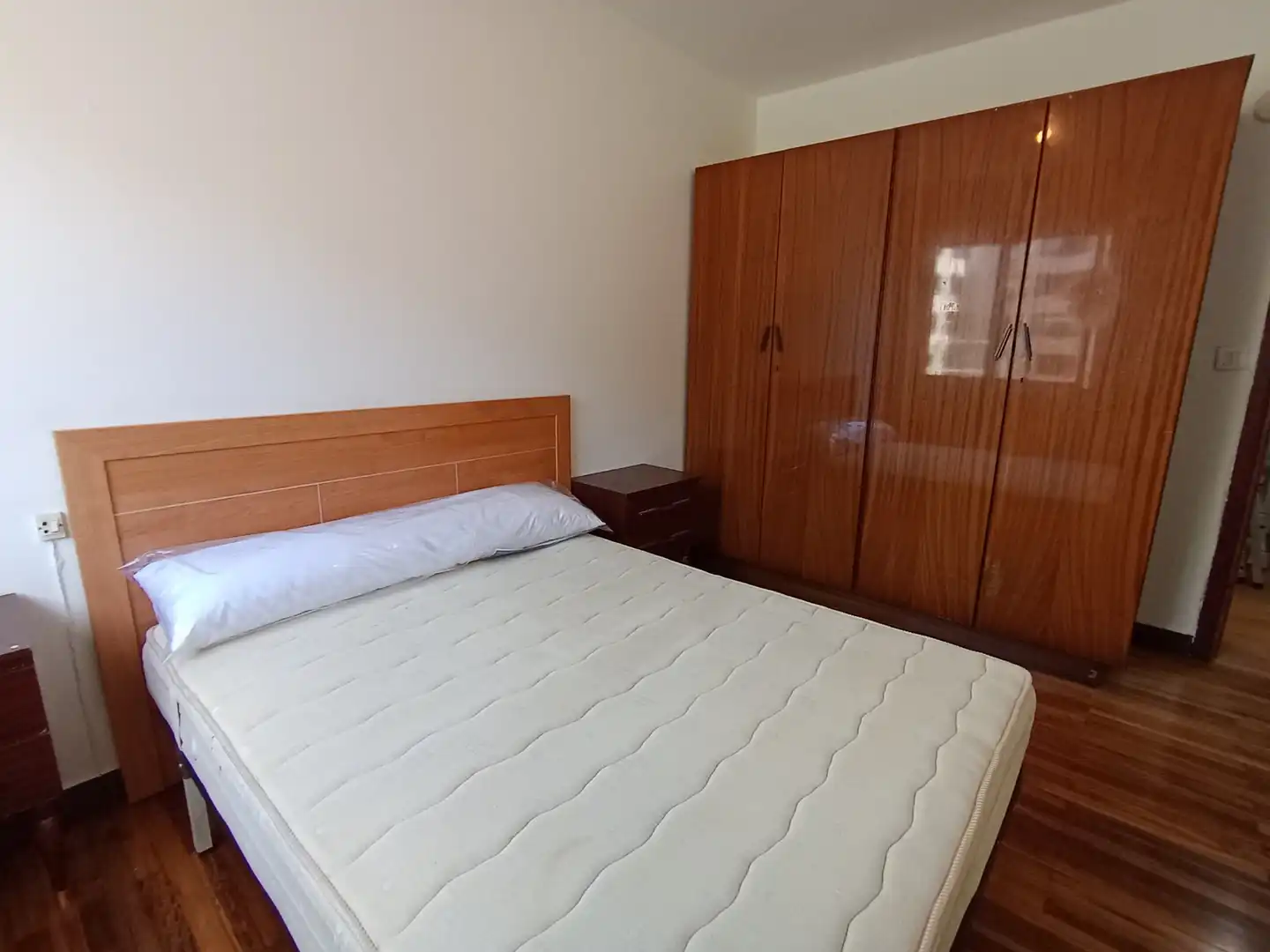 Bedroom of Flat for rent in Ensanche - Sar