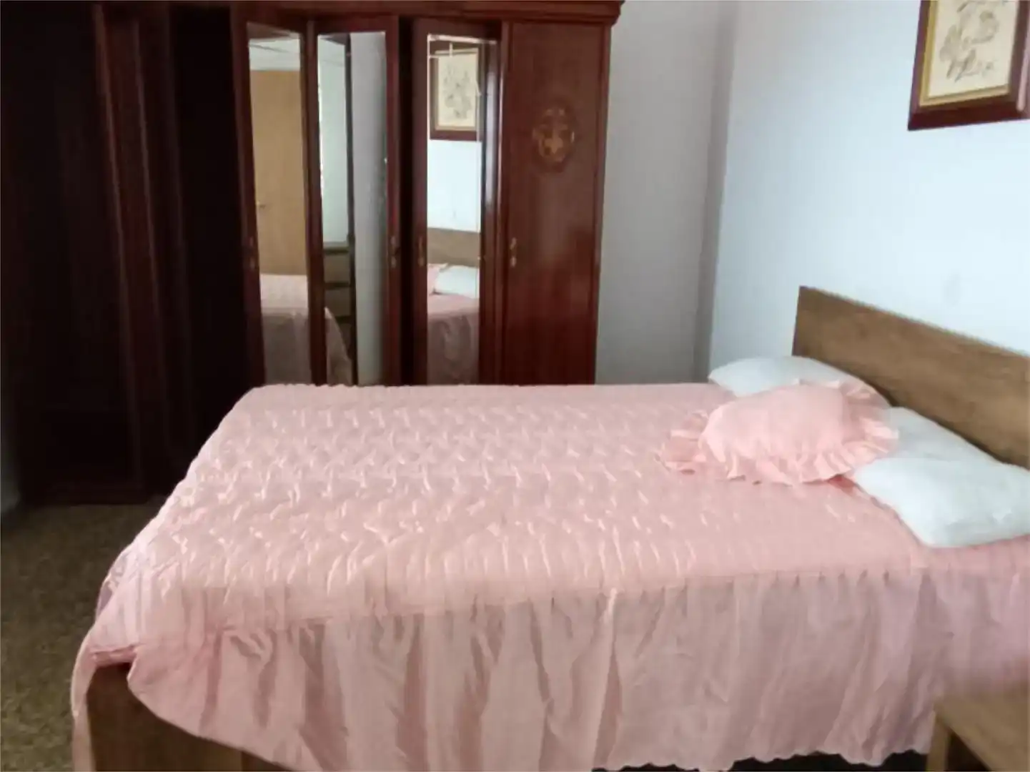 Habitación de Piso en venta en El Tanque con Balcón