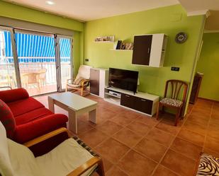 Sala d'estar de Apartament en venda en Oliva amb Terrassa