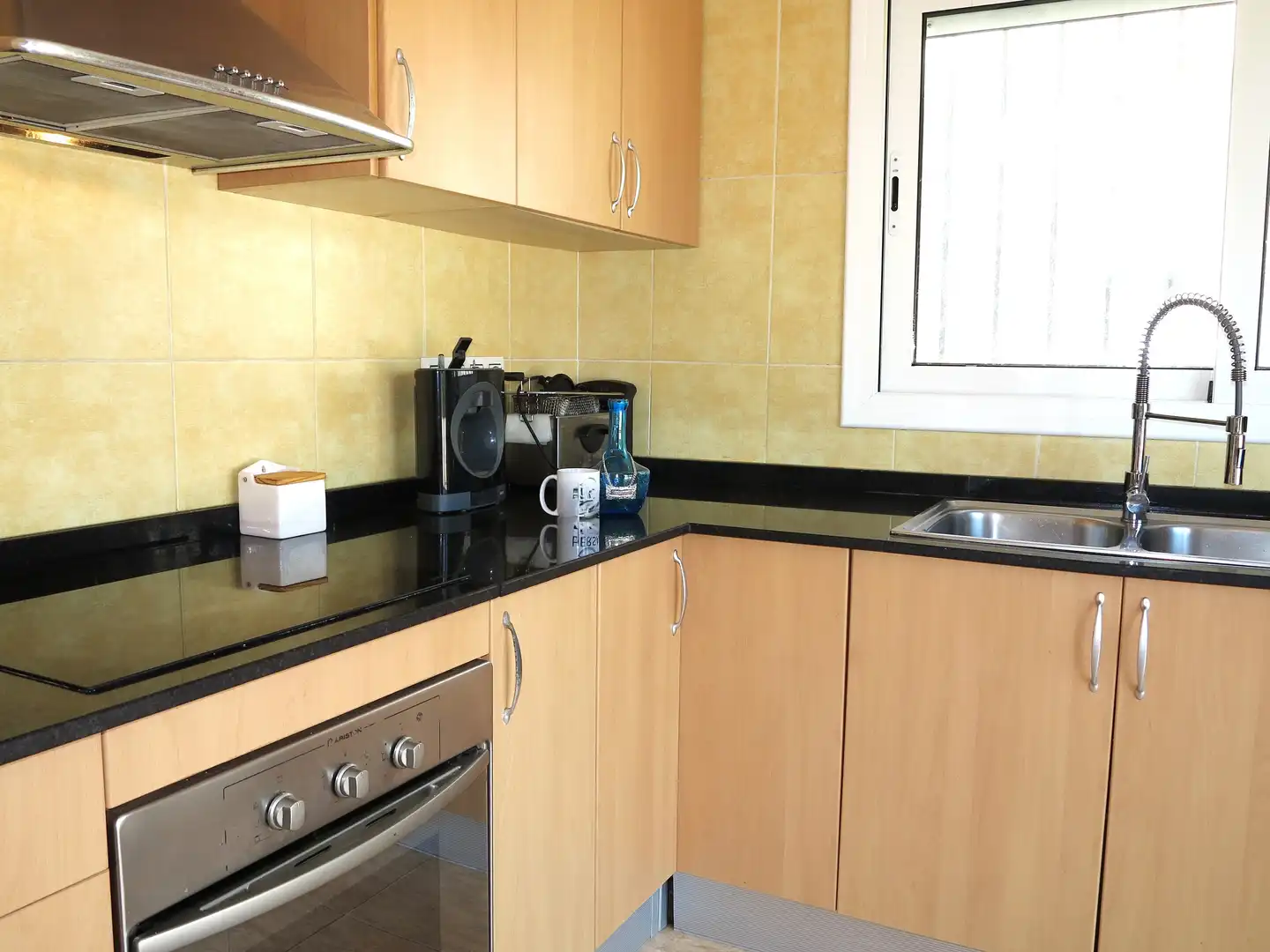 Cuina de Casa o xalet en venda en Tordera amb Calefacció, Jardí privat i Terrassa