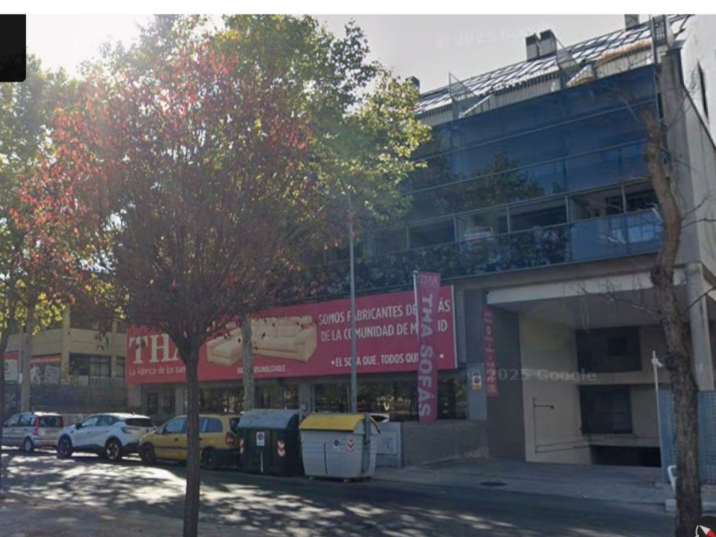 Vista exterior de Garatge de lloguer en San Sebastián de los Reyes amb Alarma