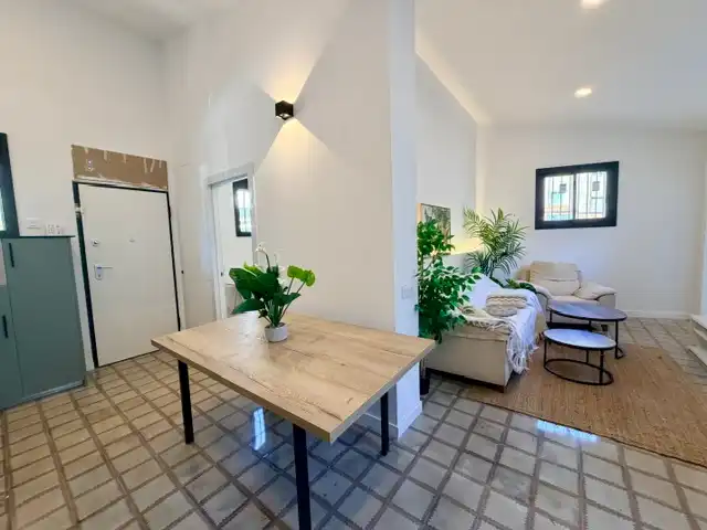 Detached homes for sale in Carrer de Fernando Poo, Els Merinals